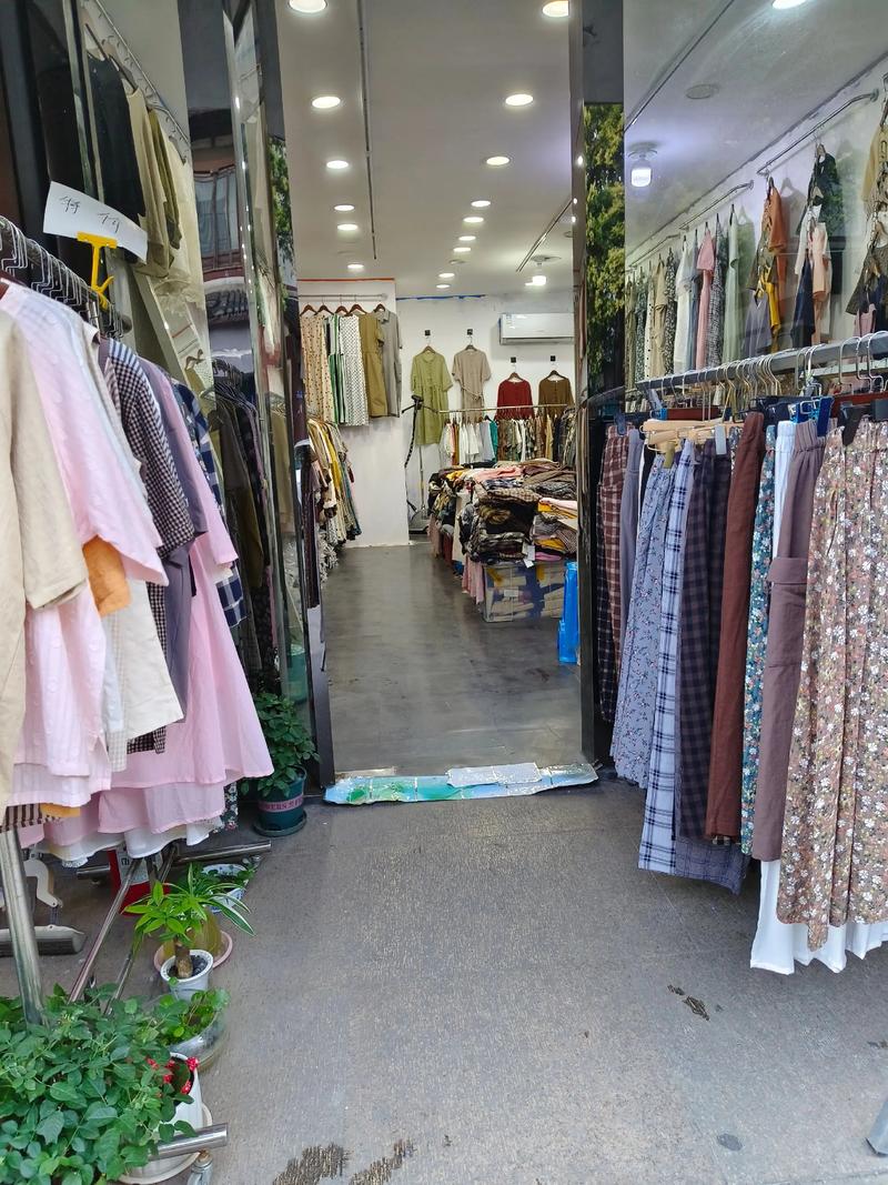 女装店